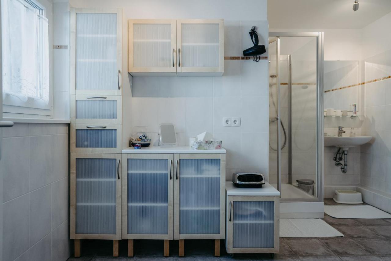 Haus Luna - Privatzimmer Im Sonnigen Suedburgenland Hackerberg Eksteriør bilde