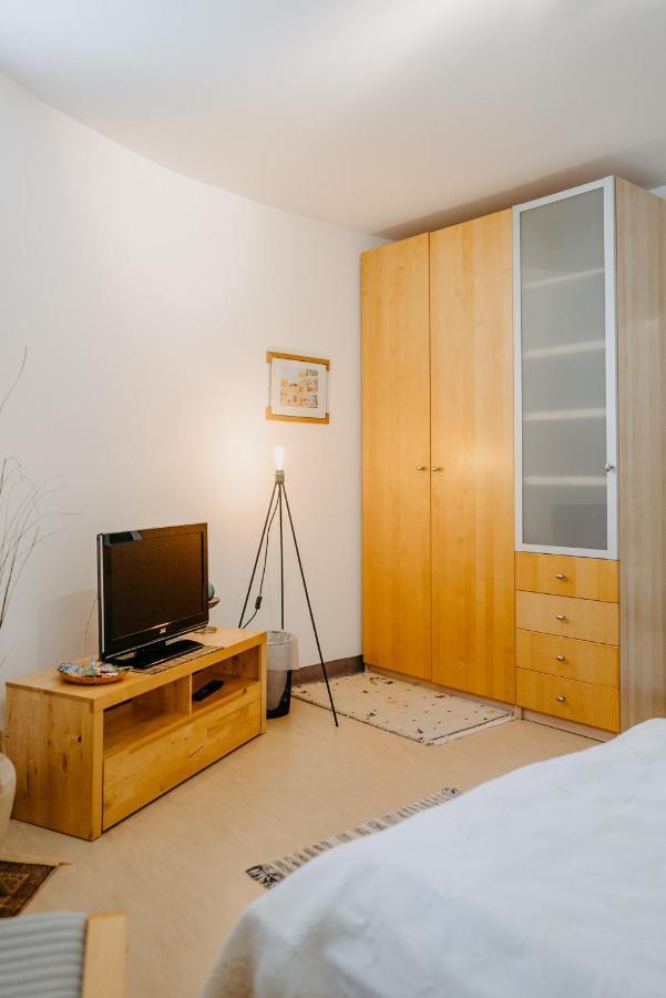 Haus Luna - Privatzimmer Im Sonnigen Suedburgenland Hackerberg Eksteriør bilde